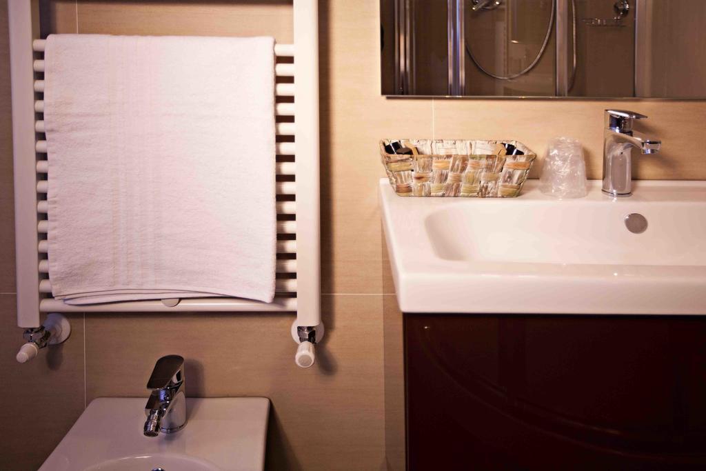 B&B Igea 50 โมดินา ภายนอก รูปภาพ